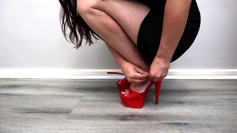 Try on, begin, barefooted
