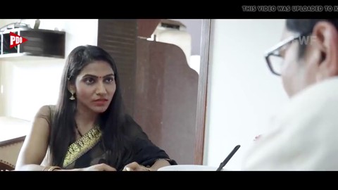 Romantischer Geschlechtsverkehr mit einer indischen MILF