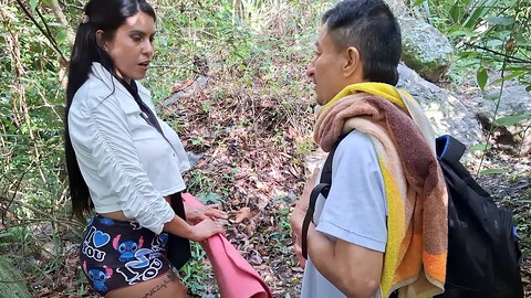 Hot milf stepmom, big ass stepmom, bosque